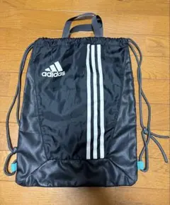 adidas ナップザック 黒 3本ライン
