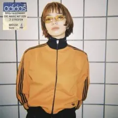 【小松菜奈/同型同色】adidas 4号 デサント トラックジャケット オレンジ