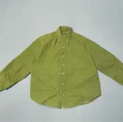 短丈オリーブグリーン シャツ