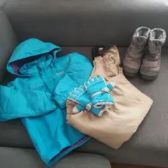 IGNIO スキーウェア 130サイズ ザ・ノース・フェイスブーツと手袋付き