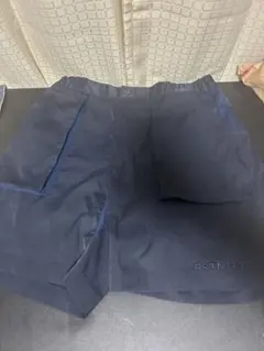 New Balance ネイビー ショートパンツ