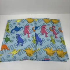 【訳あり】ランチョンマット　３枚セット　恐竜　水色　男の子　25✖️35