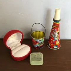 昭和レトロ　雑貨4点セット　アクセサリー入れ　小物入れ　おもちゃのラッパ