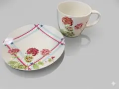 ローラアシュレイ ゼラニウム スープマグ＆プレート セットのサムネイル