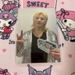 seventeen スタンプラリー　トレカ　ウジ  woozi  follow