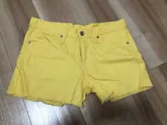 GU ショートパンツ　イエロー　未使用