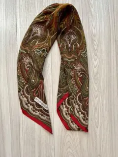 Yves Saint Laurent ペイズリー柄スカーフ