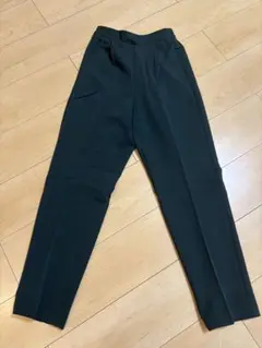 ダークグリーン スラックス