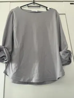 袖リボン付き七部、八分袖　スーツのインナーにも。