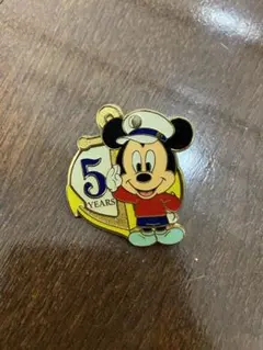 ディズニーシー5周年ピンバッチ