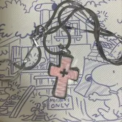 【新品✨】ピンク クロス ネックレス シルバーカラー　十字架ネックレス