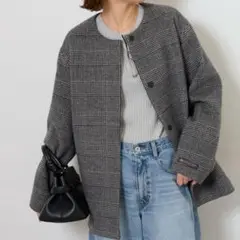 美品 JOURNAL STANDARDスーパーファインビーバークルーネックコート