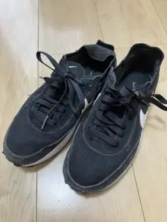 NIKE 블랙 스니커즈