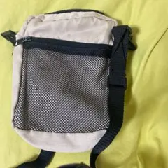 ショルダーバッグのサムネイル