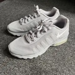 NIKE AIR MAX INVIGOR グレー スニーカー　インビガー　ナイキ