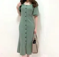 フロントボタン　マーメイドニットワンピース