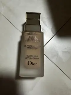 Dior Prestige ホワイト ル プロテクターBB00 - メルカリ