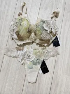 2025年最新】サルート90の人気アイテム - メルカリ