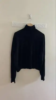 ユニクロ　JW アンダーソン　オーバーサイズタートルネックセーター　長袖ニット