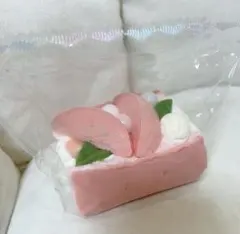 水感たっぷり桃クリームトースト スクイーズ捏捏 ピンク