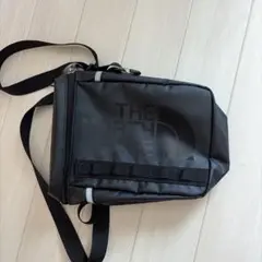 THE NORTH FACE ショルダーバッグのサムネイル