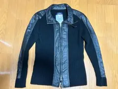 【売約済み】　AVIREX　長袖ジップアップジャケット　皮革装飾付き