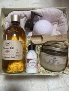 SABON ハローキティコラボ ボディケアセット - メルカリ