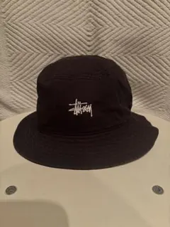 Stussy 黒 バケットハット