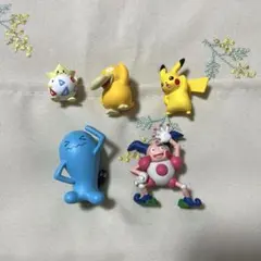 ポケモン ガチャガチャ フィギュア ならんでたいそうマスコット