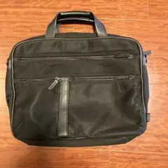 タケオキクチ　メンズブラック ナイロンレザーバッグ