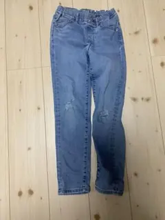 【人気】ユニクロ キッズ ウルトラストレッチジーンズ 130 ダメージ加工デニム