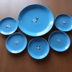 青色花柄皿6枚セット - メルカリ