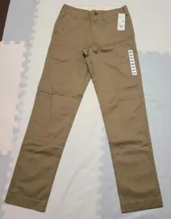 UNIQLO　ヴィンテージレギュラーフィットチノ