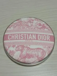 CHRISTIAN DIOR グロウ ルミナイザー 004 コーラルピンク