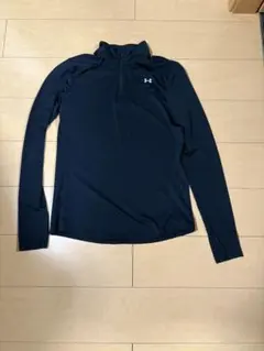 Under Armour 黒ハーフジップ長袖シャツLG
