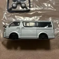 Ｚ*９様 1/64 TOYODA HIACE ハイエース ミニカー シルバーのサムネイル