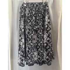 美品　axesfemme ローズプリントフレアスカート　ネイビー