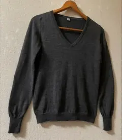 【美品】Vネック、ウール100%、シンプル、ニット