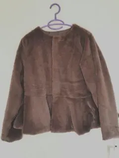 VERITE ファージャケット ペプラム　ショート丈