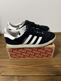 adidas gazelle アディダス　スニーカー