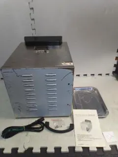 Item thumbnail for item 80eb9f9a-f545-4373-97f9-bd4b07bd1b6b