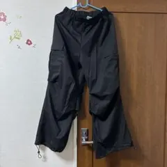 【ほぼ新品】SHEIN 黒カーゴパンツ サイドポケット付き