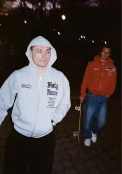 supreme パーカー　salvation zipup