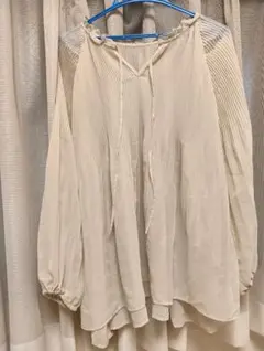 アースミュージックアンドエコロジー ホワイト ブラウス シャツ