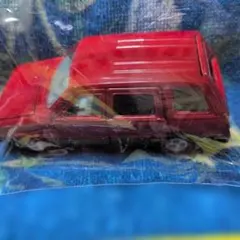 トミカ 日産 プレーリー 赤 ミニカー前開　　後ドアスライド席倒せる10cmのサムネイル