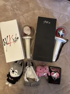 Stray Kids スキズ バンチャン ウルフチャン ペンライト トレカ