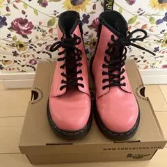 Dr. Martens キッズ　ピンク ブーツ　20.5〜21.0cmのサムネイル