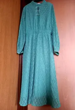 merlot plus チャイナボタン　総レースワンピース