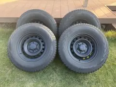 FJクルーザー純正スチールホイール スタッドレスタイヤセットDM-V3 ほぼ新品 FJクルーザー純正スチールホイール スタッドレスタイヤセットDM-V3