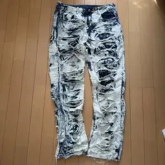mnml風のダメージ加工ストレートデニムパンツ